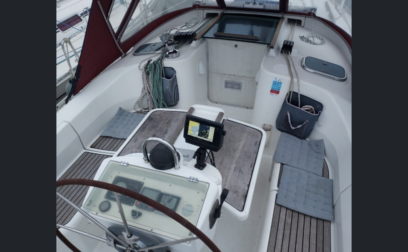 Beneteau Oceanis 381-kuva-5